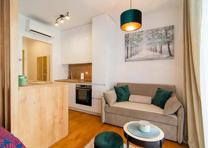 Flexible Selfcheckins 86 - Zagreb - Garage - New Building - New Apartment - Loggia