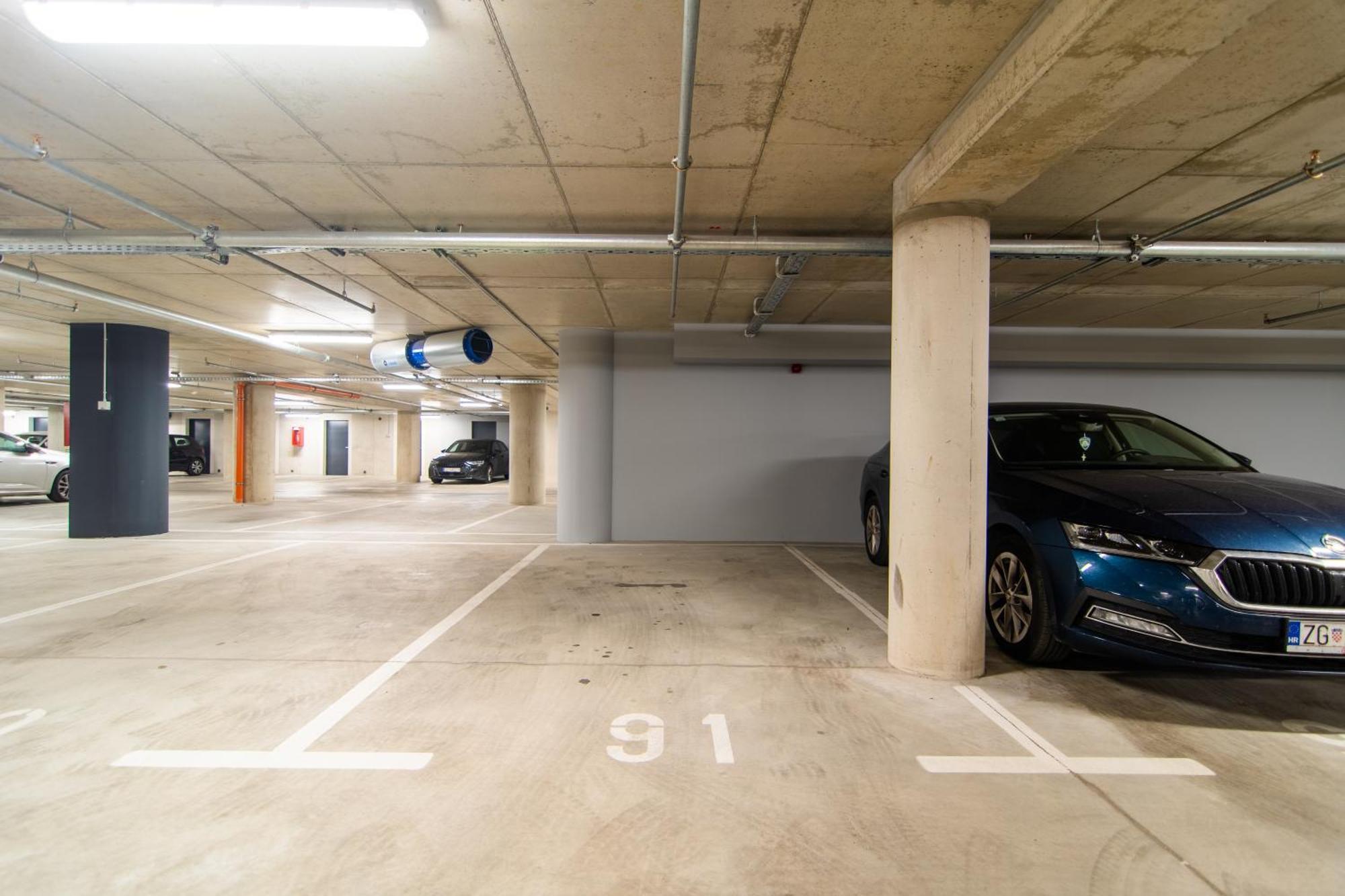 Flexible Selfcheckins 86 - - Garage - New Building - New - Loggia Apartment