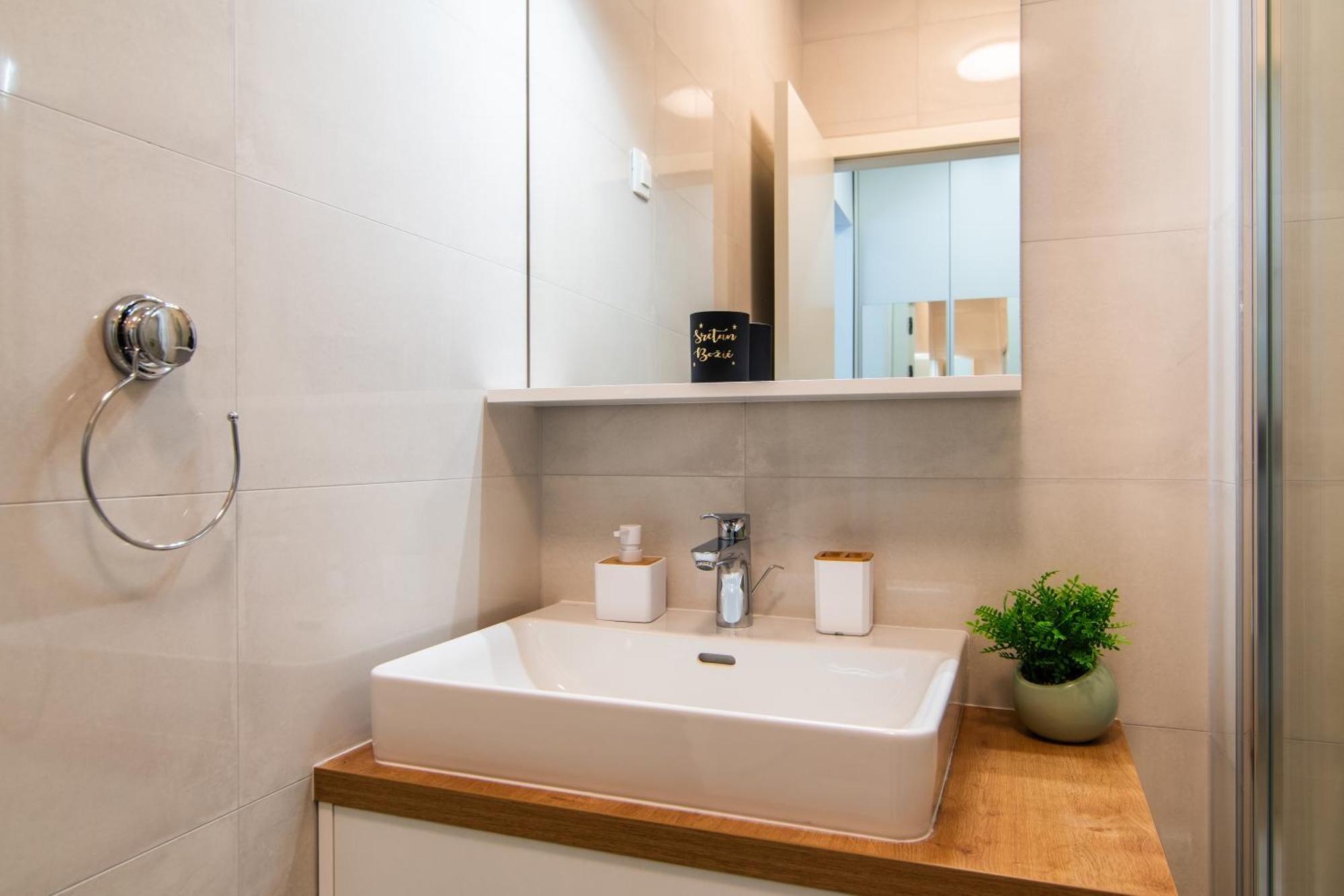 Flexible Selfcheckins 86 - - Garage - New Building - New - Loggia *