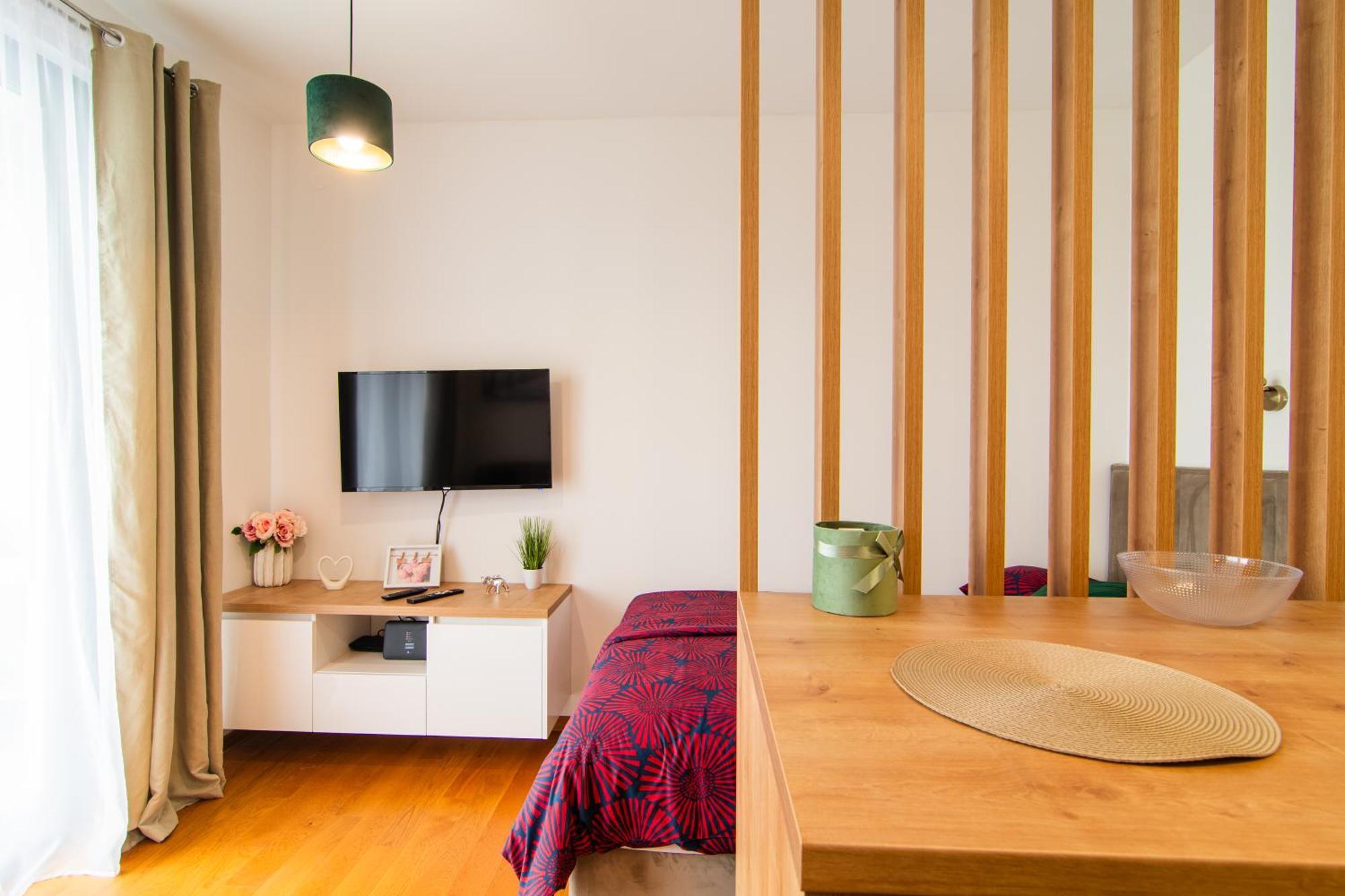 Flexible Selfcheckins 86 - - Garage - New Building - New - Loggia Apartment Zagreb